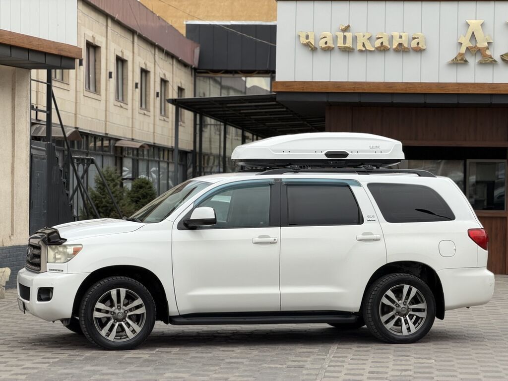 Toyota Sequoia: 2012 г., 5.7 л, Газ, Внедорожник: фото 2