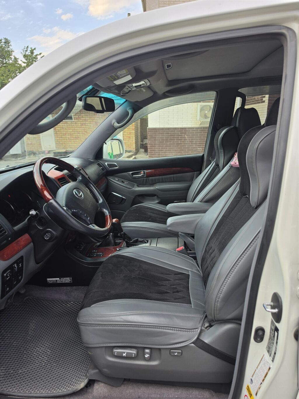 Lexus GX: 2008 г., 4.7 л, Автомат, Бензин, Внедорожник: фото 7