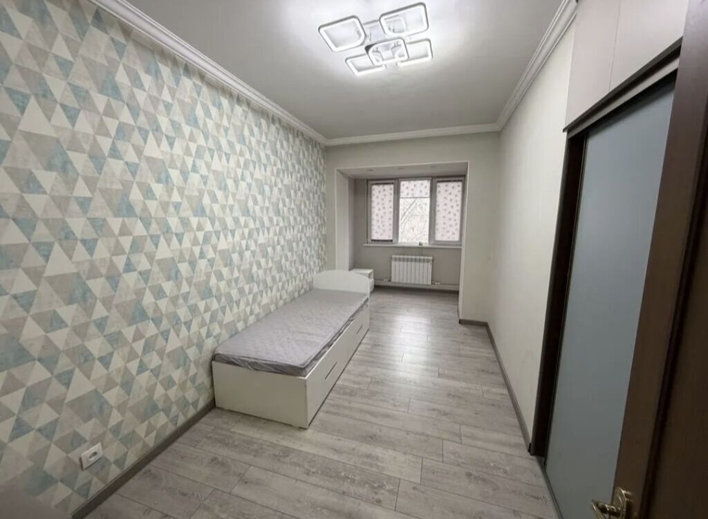 Сдаётся 3-комнатная квартира 90м2 в центре города (Чуй-Исанова): фото 6