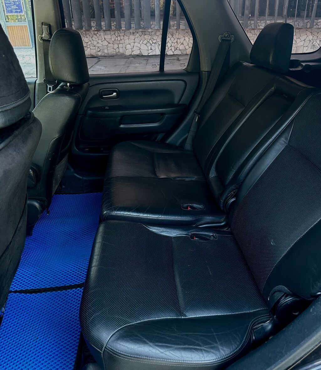 Honda CR-V: 2004 г., 2 л, Автомат, Бензин, Внедорожник: фото 5