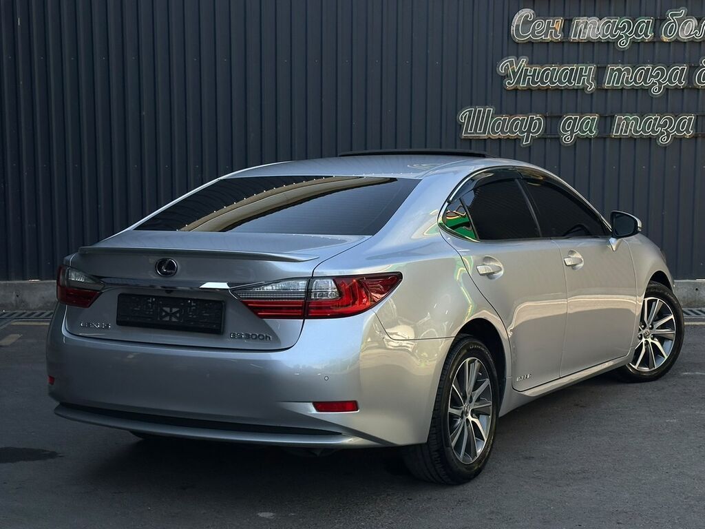 Lexus ES: 2017 г., 2.5 л, Автомат, Гибрид, Седан: фото 6