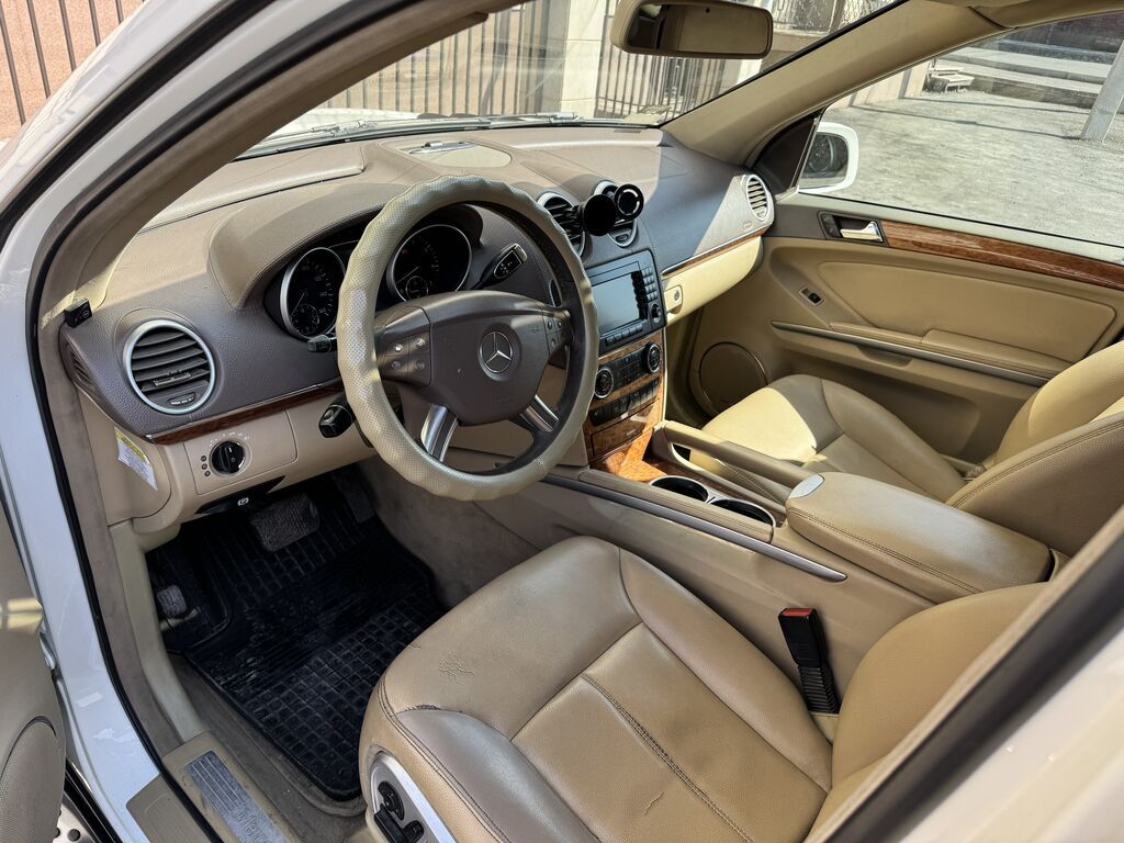 Mercedes-Benz GL-Class: 2006 г., 5.5 л, Автомат, Газ, Внедорожник: фото 8