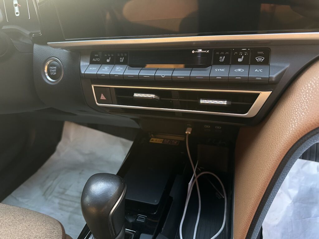 Toyota Camry: 2024 г., 2.5 л, Автомат, Бензин, Седан: фото 7