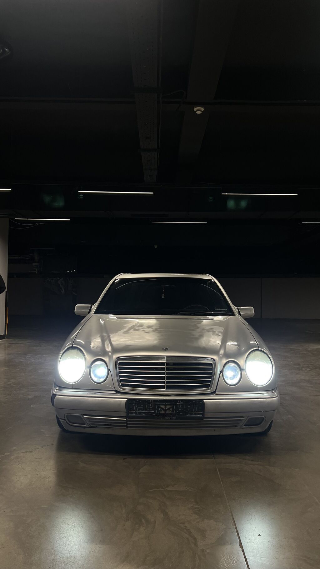 Mercedes-Benz E-Class: 1996 г., 3.2 л, Автомат, Бензин, Седан: фото 1