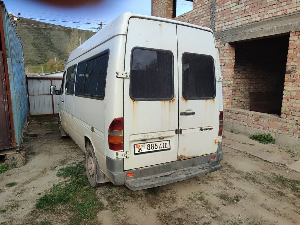 Mercedes-Benz Sprinter 2002 г., дизель, микроавтобус на 10 мест: фото 4