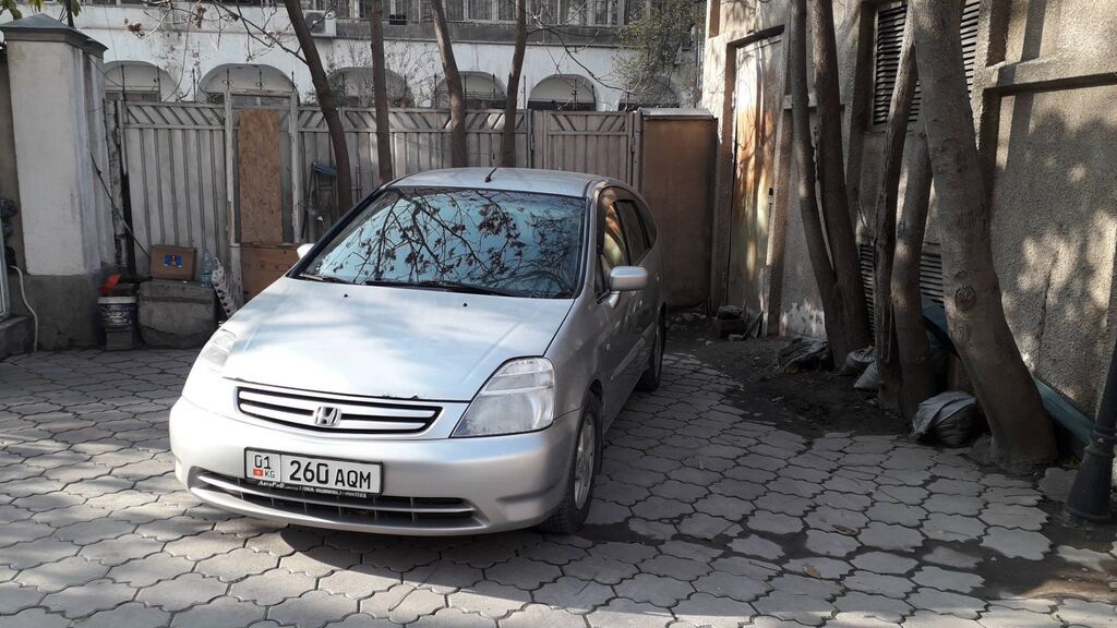 Honda Stream: 2002 г., 2 л, Автомат, Бензин, Минивэн: фото 3