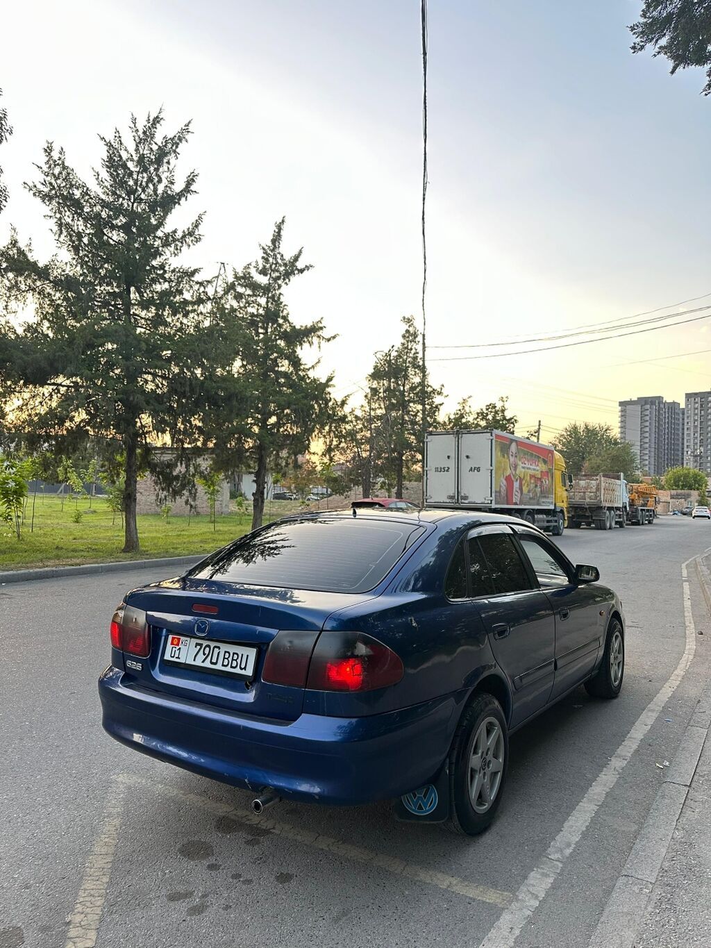 Mazda Capella: 2000 г., 1.8 л, Механика, Бензин, Хэтчбэк: фото 4