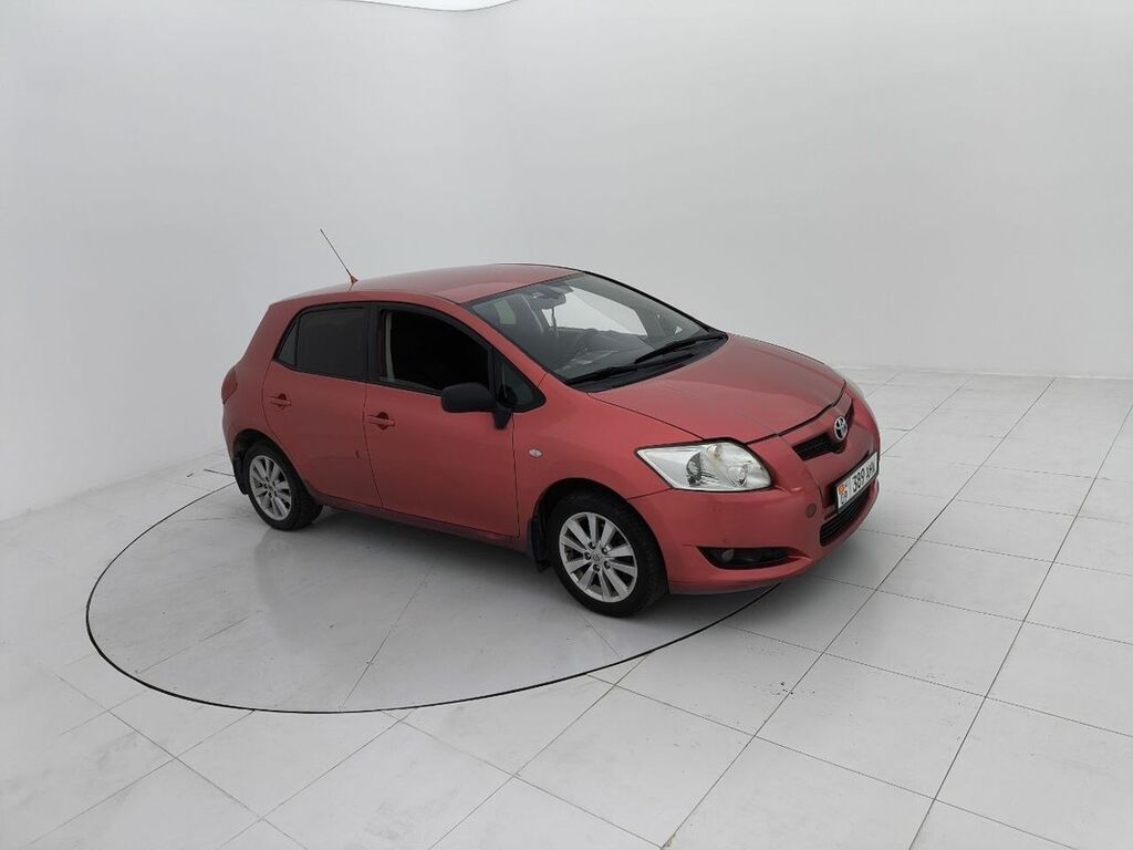 Toyota Auris: 2007 г., 1.6 л, Бензин, Хэтчбэк — фото 1