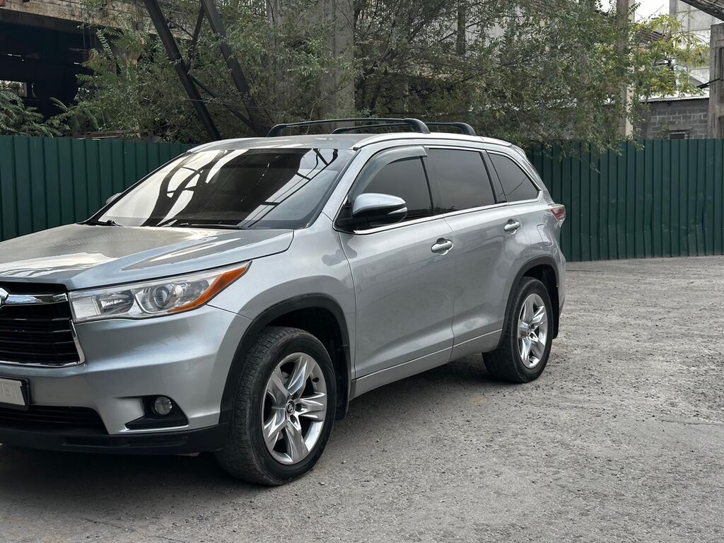 Toyota Highlander: 2015 г., 3.5 л, Автомат, Бензин, Кроссовер: фото 2
