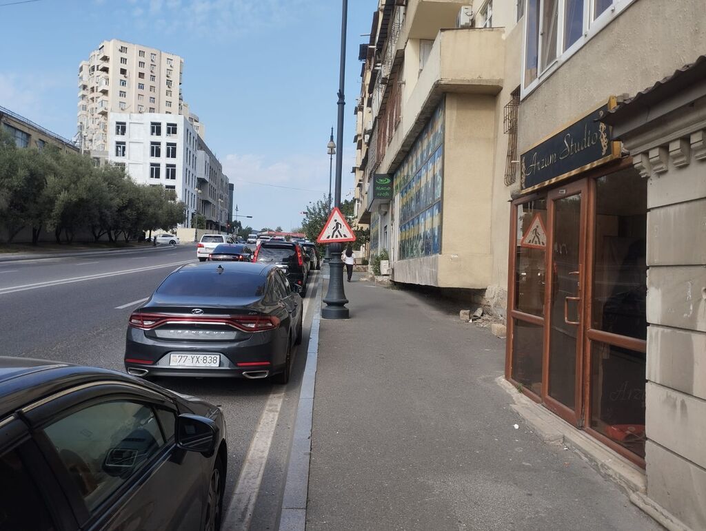 Kiralık küçəvitini/obyekti - Ünvan:Xətai rayonu Əhmədli prospekti