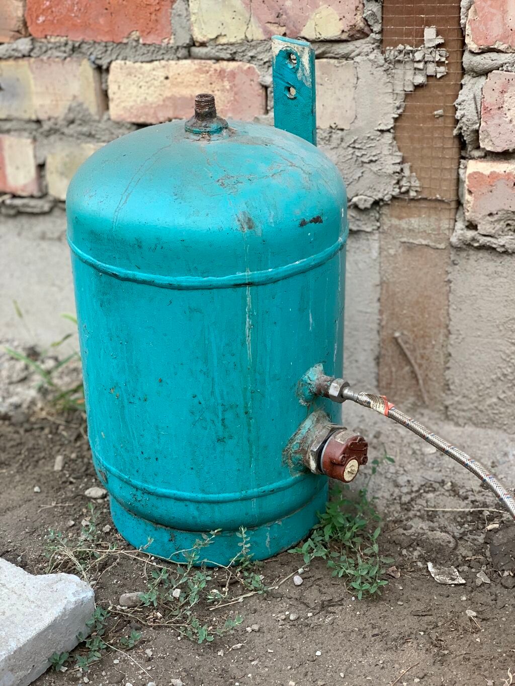 Продаю самодельный аристон. Нагревает хорошо. 30 литров | 1500 KGS ...