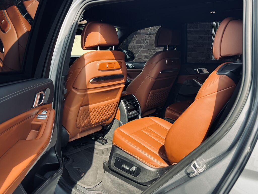 BMW X7: 2023 г., 3 л, Автомат, Бензин, Внедорожник: фото 6