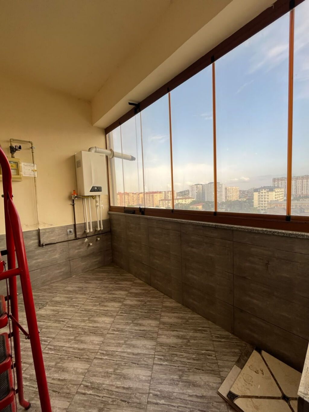 3 otaqlı, Yeni tikili, 94 kv. m
