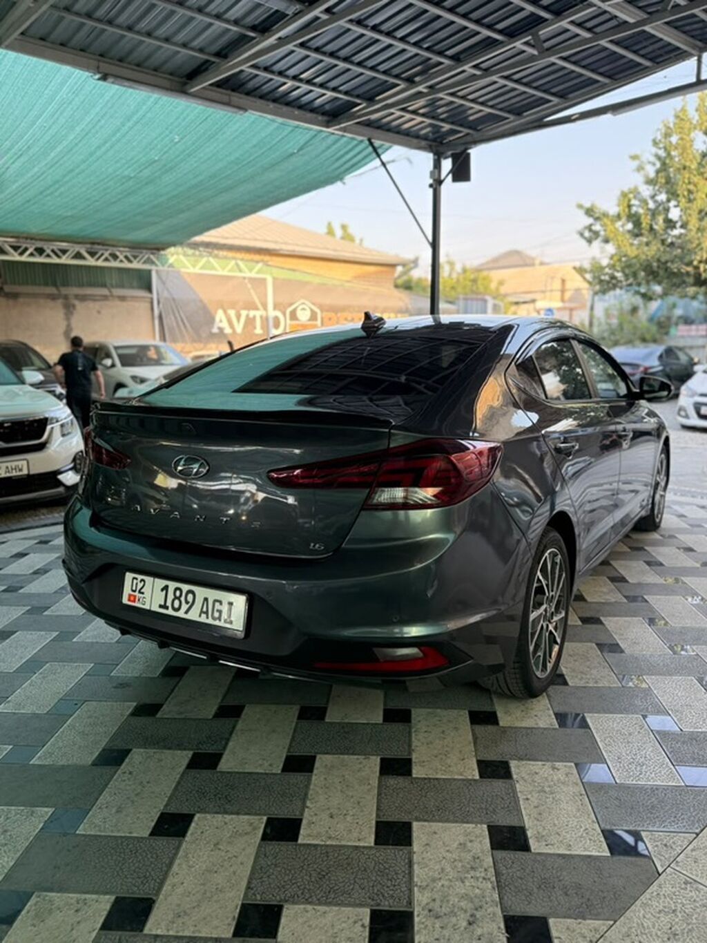Hyundai Avante: 2018 г., 1.6 л, Автомат, Бензин, Седан: фото 4
