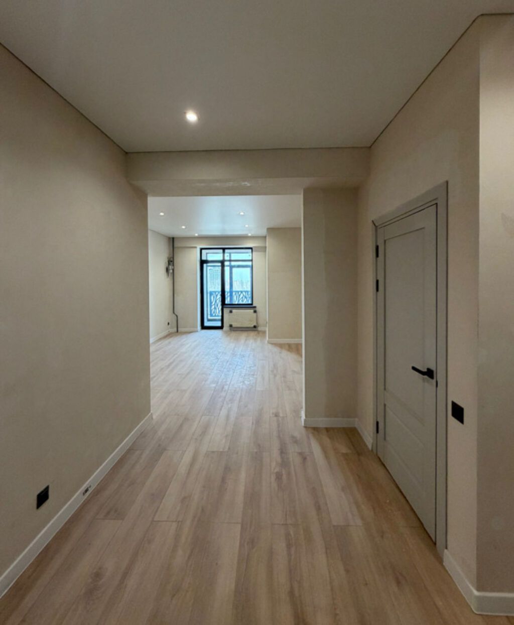 2 комнаты, 62 м², Южная Магистраль Элитка, 8 этаж, Евроремонт: фото 2