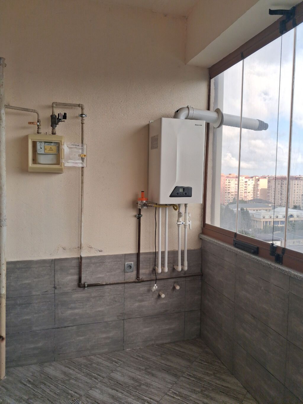 3 otaqlı, Yeni tikili, 94 kv. m