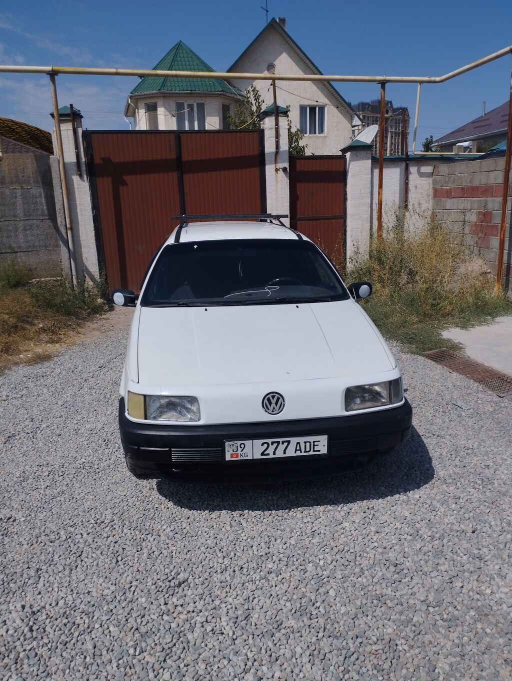Volkswagen Passat: 1989 г., 1.8 л, Механика, Бензин, Универсал: фото 3