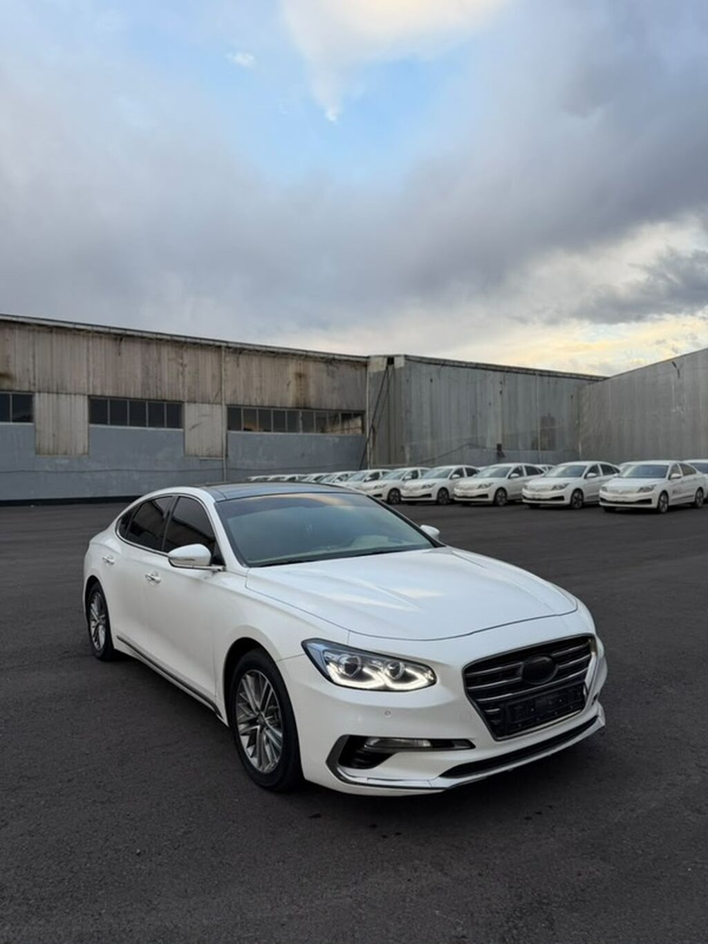 Hyundai Grandeur: 2018 г., 3 л, Автомат, Газ, Седан: фото 4