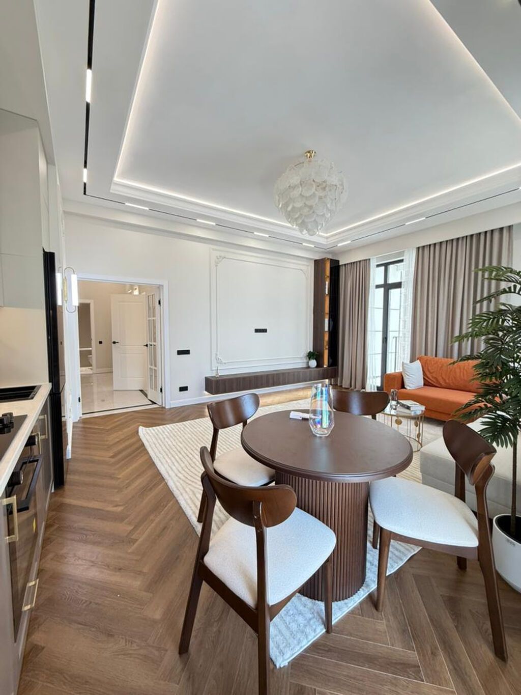 3 комнаты, 92 м², Орто-Сай с. Элитка, 4 этаж, Дизайнерский ремонт: фото 2