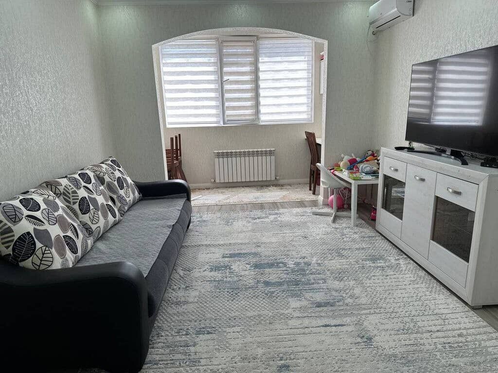 2 комнаты, 56 м², Рабочий Городок 106 серия улучшенная, 8 этаж, Дизайнерский ремонт: фото 2