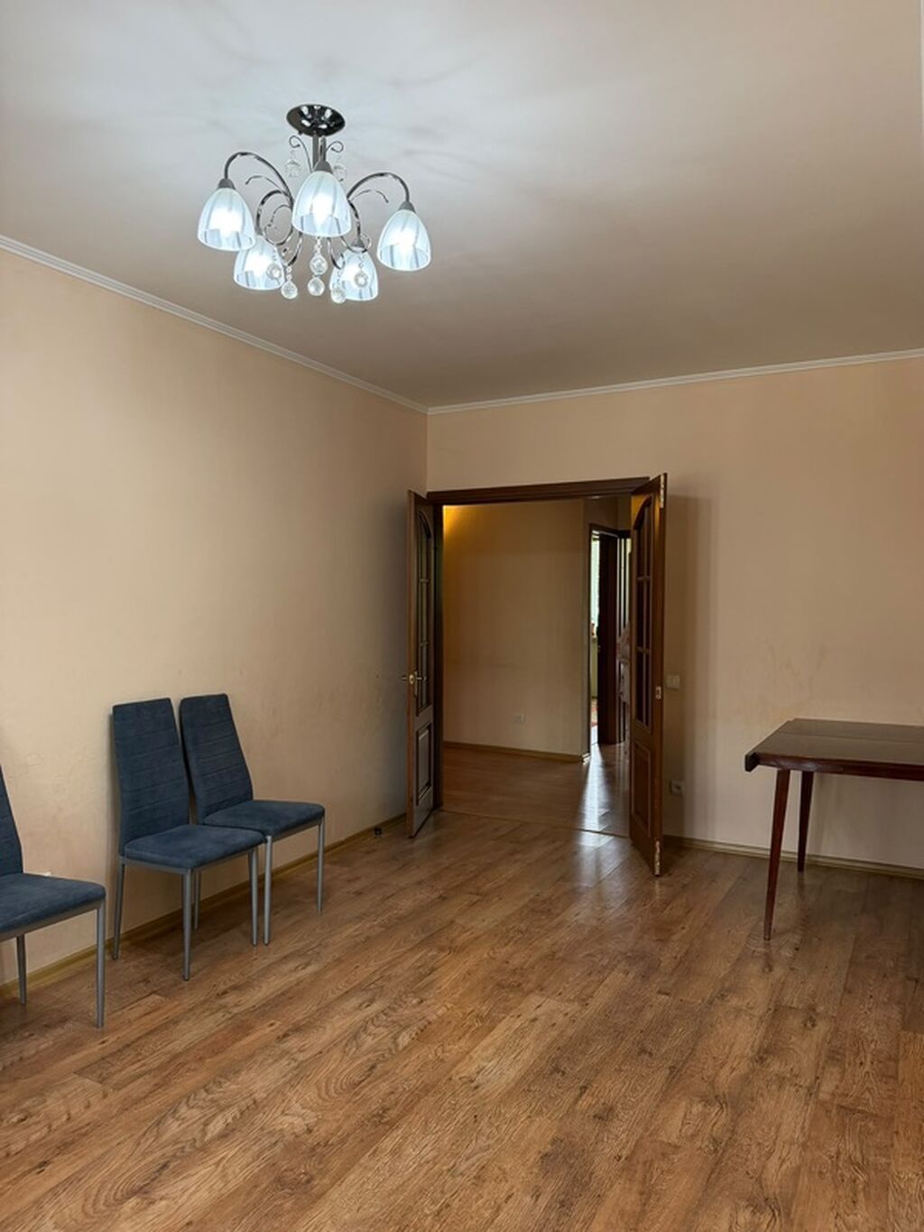 3 комнаты, 95 м², Золотой квадрат Индивидуалка, 3 этаж, Старый ремонт: фото 3