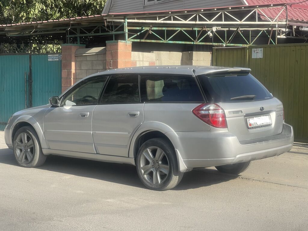 Subaru Outback: 2005 г., Бензин, Универсал: фото 3