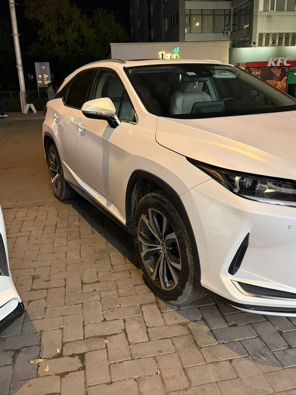 Lexus RX: 2021 г., Кроссовер: фото 6