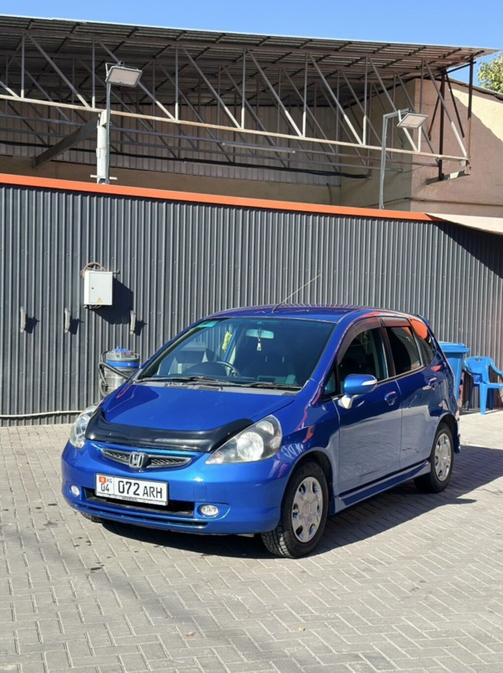 Honda Fit: 2004 г., 1.3 л, Автомат, Бензин, Хэтчбэк: фото 3