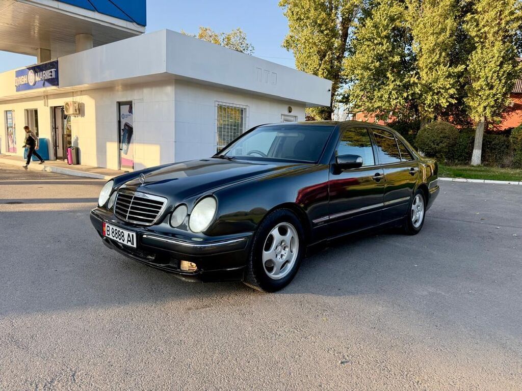 Mercedes-Benz E-Class: 2002 г., 2.6 л, Автомат, Бензин, Седан: фото 2