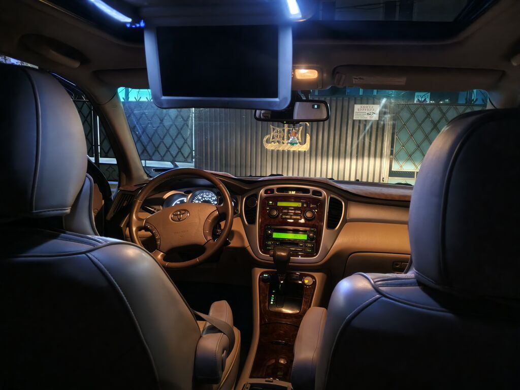 Toyota Highlander: 2006 г., 3.3 л, Автомат, Бензин, Кроссовер: фото 3