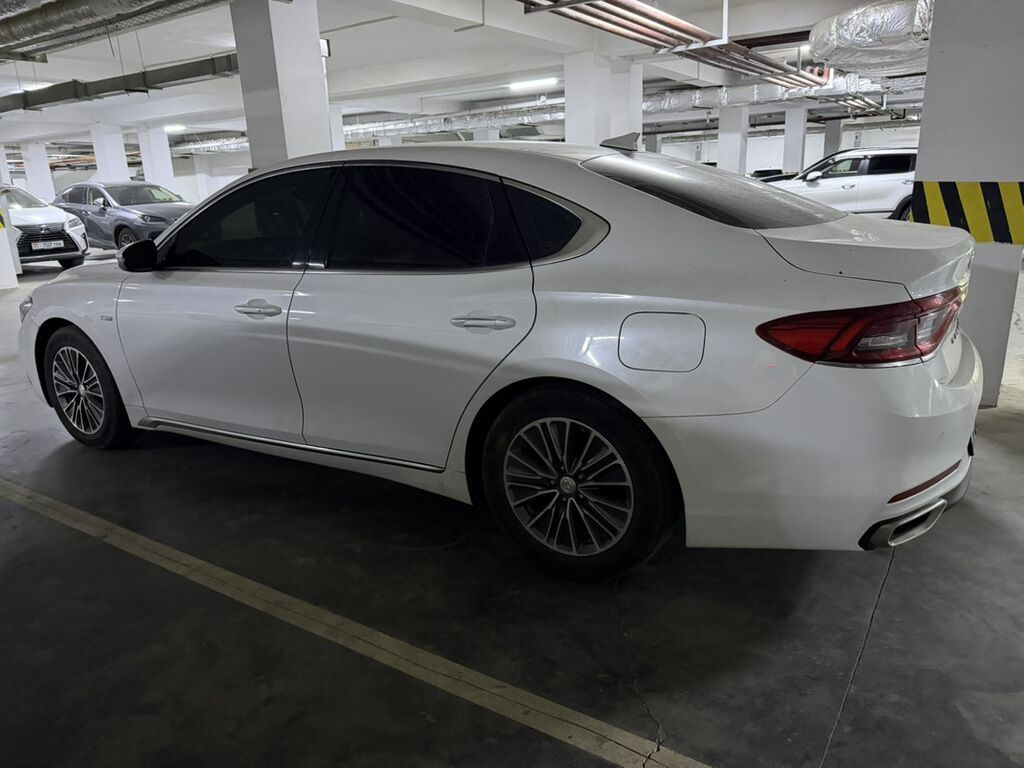 Hyundai Grandeur: 2018 г., 2.4 л, Автомат, Гибрид, Фастбек: фото 4