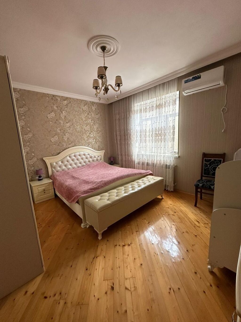 Suraxanı 5 otaqlı, 201 kv. m, Yeni təmirli