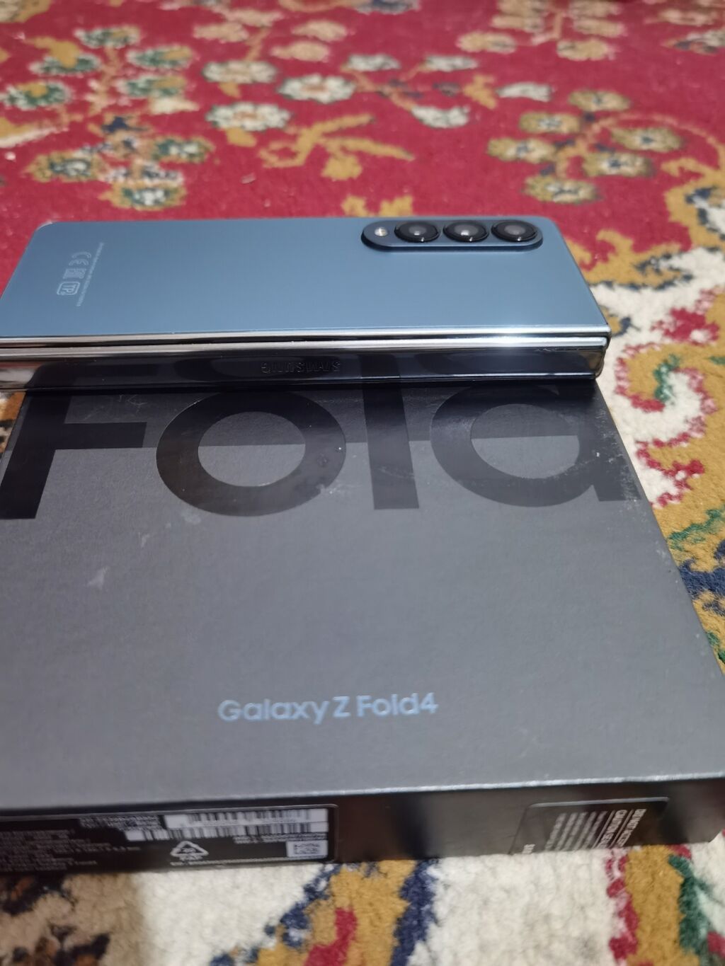 Samsung Galaxy Z Fold 4, Б/у, 256 ГБ, цвет - Серый, 2 SIM: фото 1