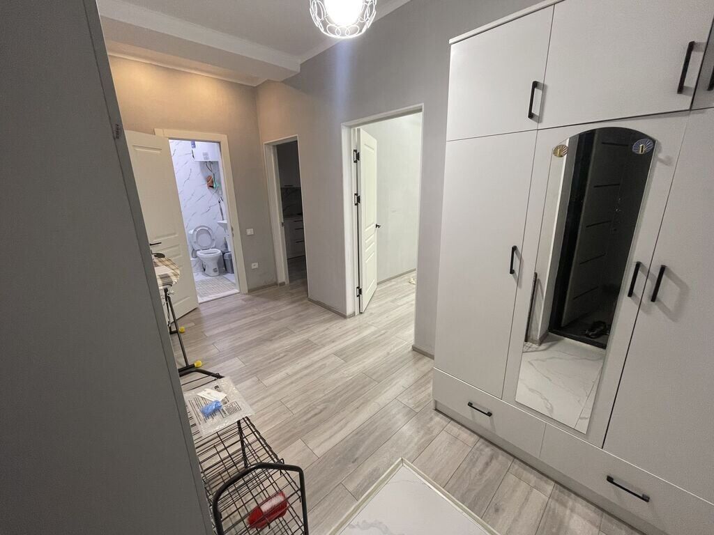 1 комната, 42 м², Асанбай мкр Элитка, 11 этаж, Евроремонт: фото 2