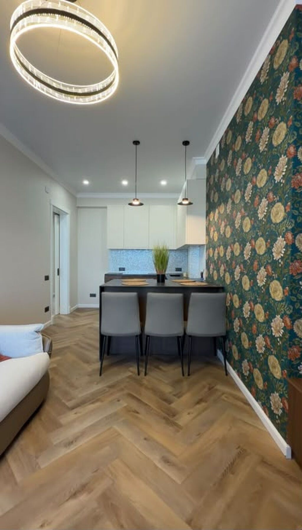 2 комнаты, 76 м², Азия Молл Элитка, 7 этаж, Евроремонт: фото 2