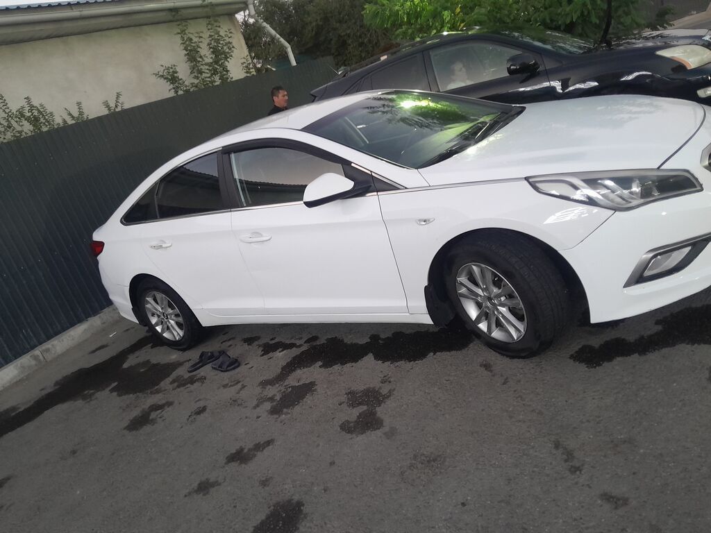 Hyundai Sonata: 2018 г., 2 л, Автомат, Газ, Седан: фото 2