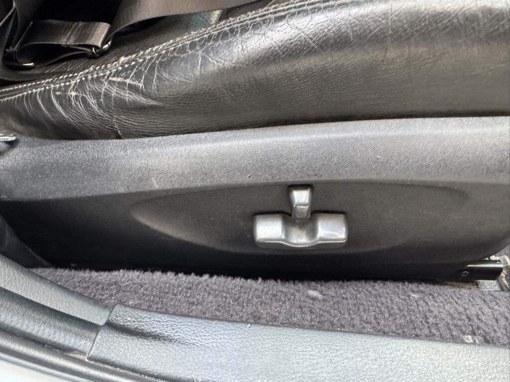 Subaru Legacy: 2004 г., 2 л, Автомат, Бензин, Седан: фото 6
