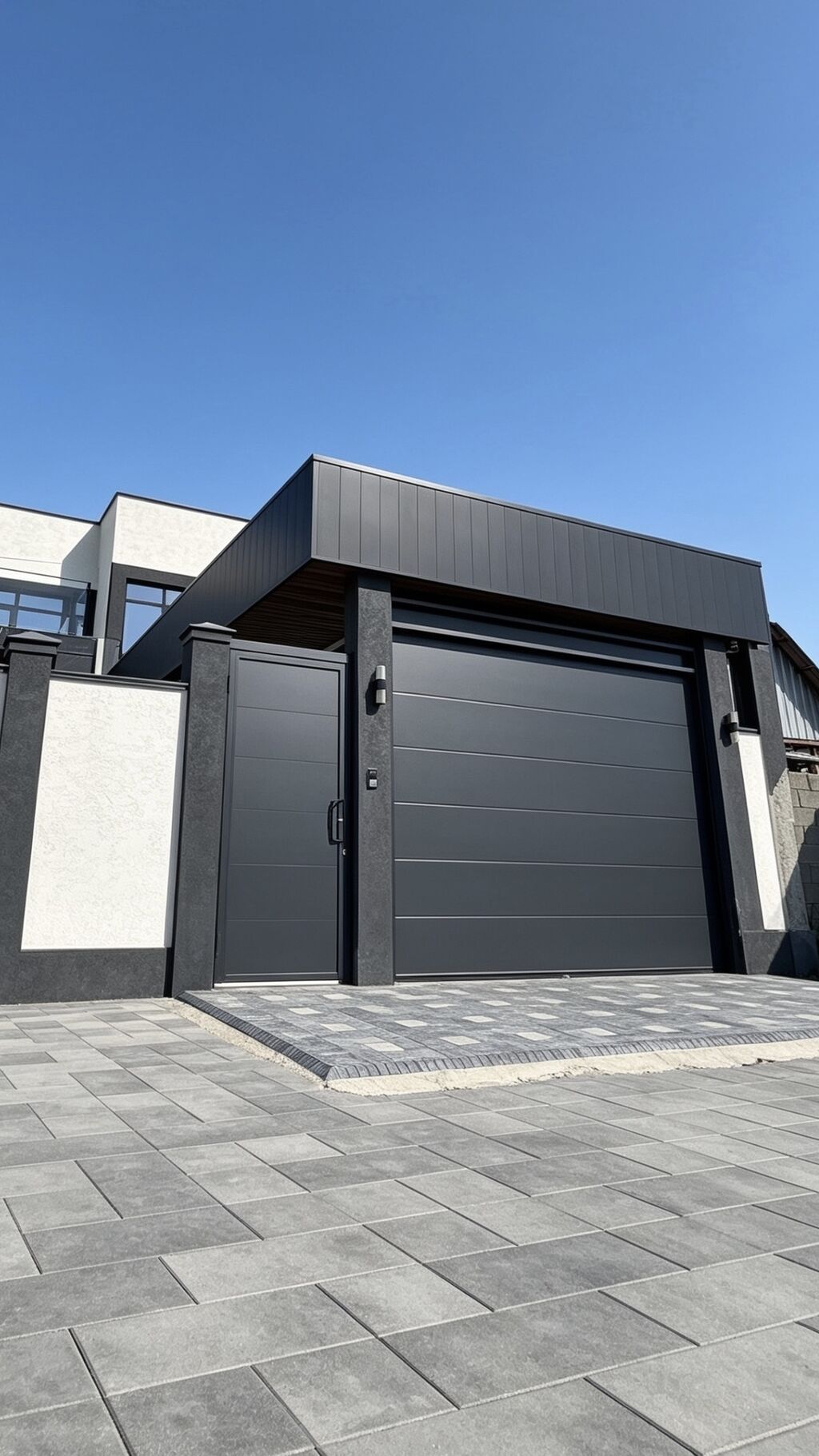 Секционные ворота с автоматикой — продажа и установка под ключ в Бишкеке: фото 6