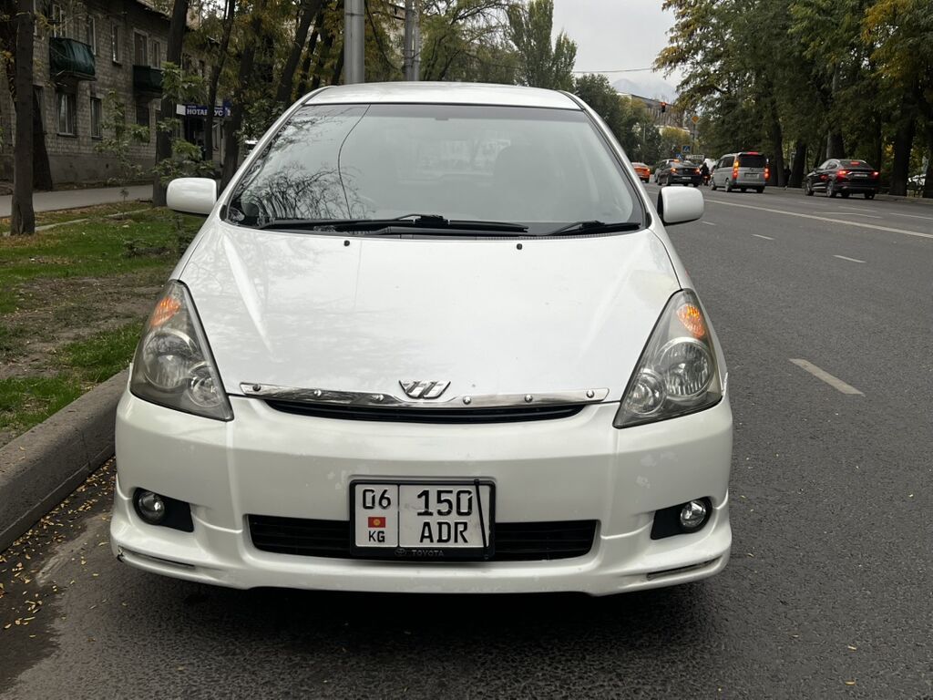 Toyota WISH: 2003 г., 1.8 л, Автомат, Бензин, Минивэн: фото 3