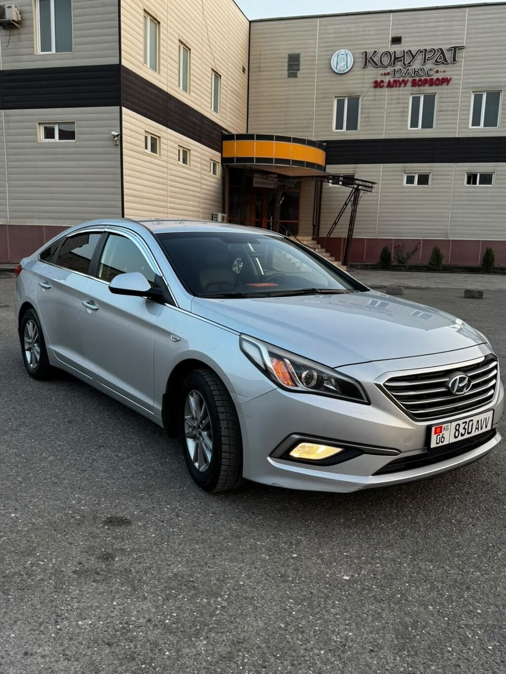 Hyundai Sonata: 2016 г., 2 л, Автомат, Газ, Седан: фото 2