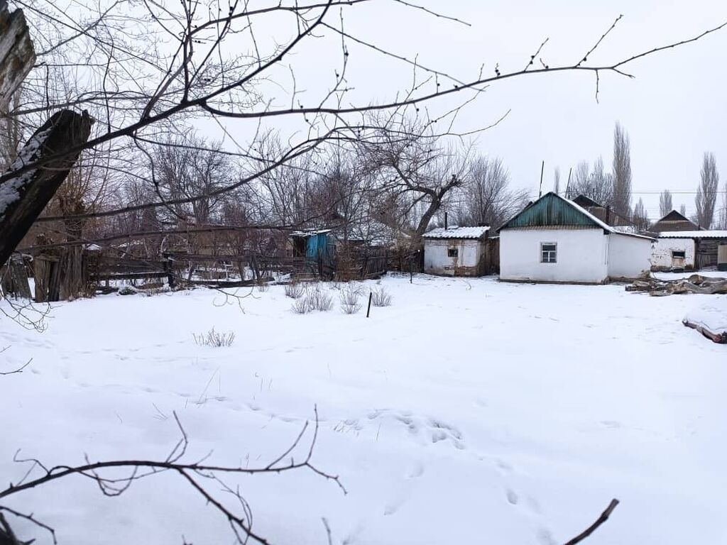 Сдается в аренду дом.Напротив Обои ленд.за: Договорная ▷ Сниму дом | Кара- Балта | 63270813 ᐈ lalafo.kg