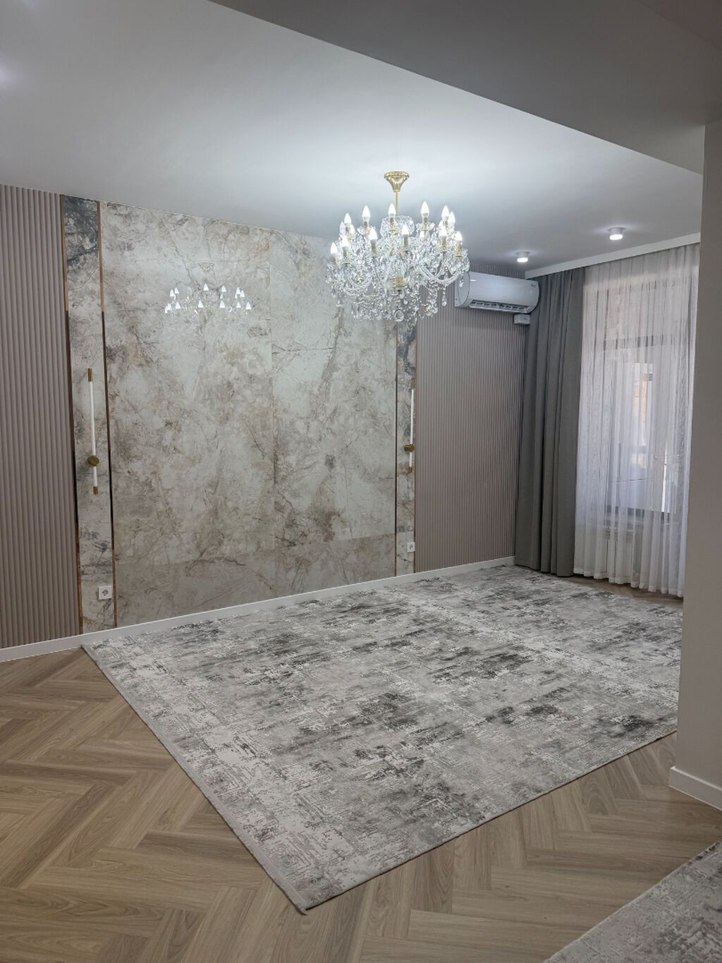 3 комнаты, 137 м², Золотой квадрат 10 этаж, Дизайнерский ремонт: фото 8