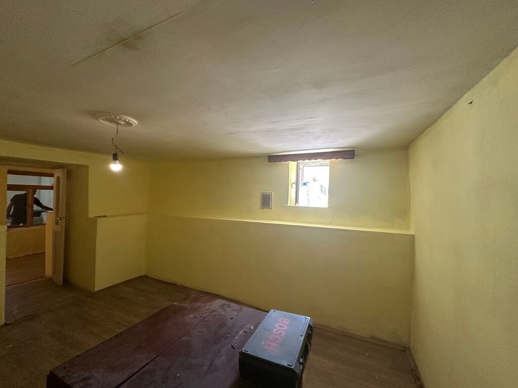 Binəqədi qəs. 4 otaqlı, 160 kv. m, Kredit var, Orta təmir