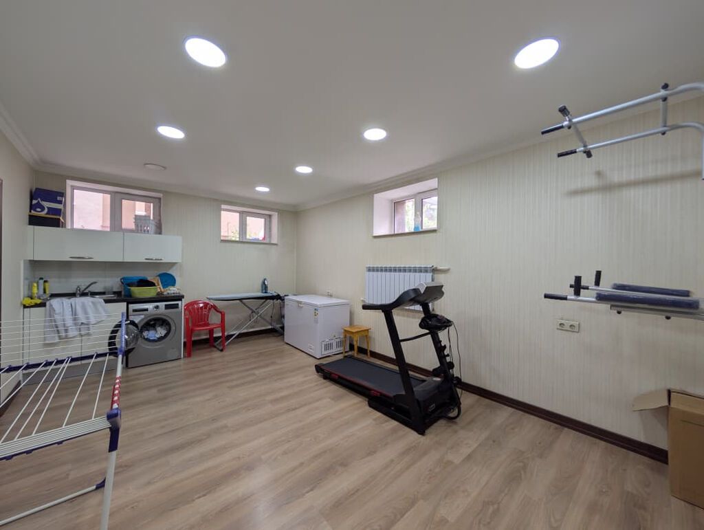 370 м², 6 комнат и более, ул. Горького / Панфилова: фото 6