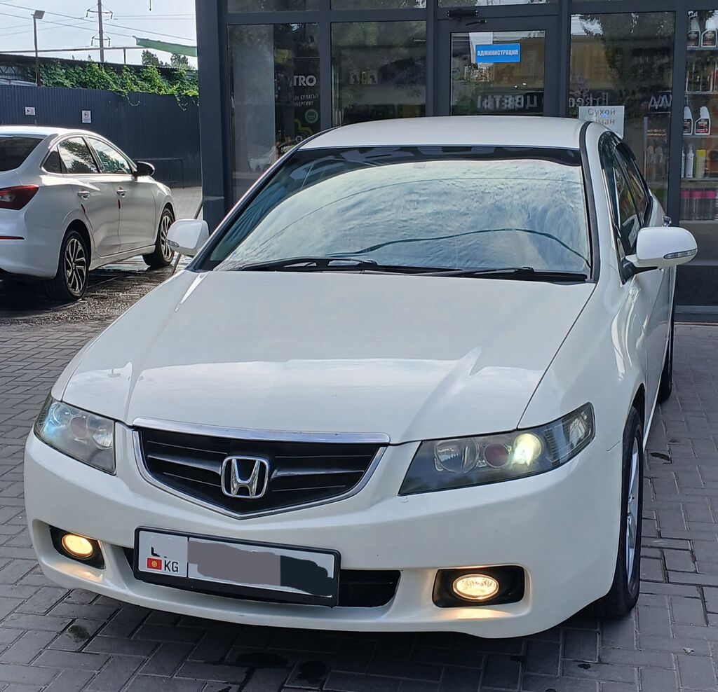 Honda Accord: 2002 г., 2 л, Автомат, Бензин, Седан: фото 2