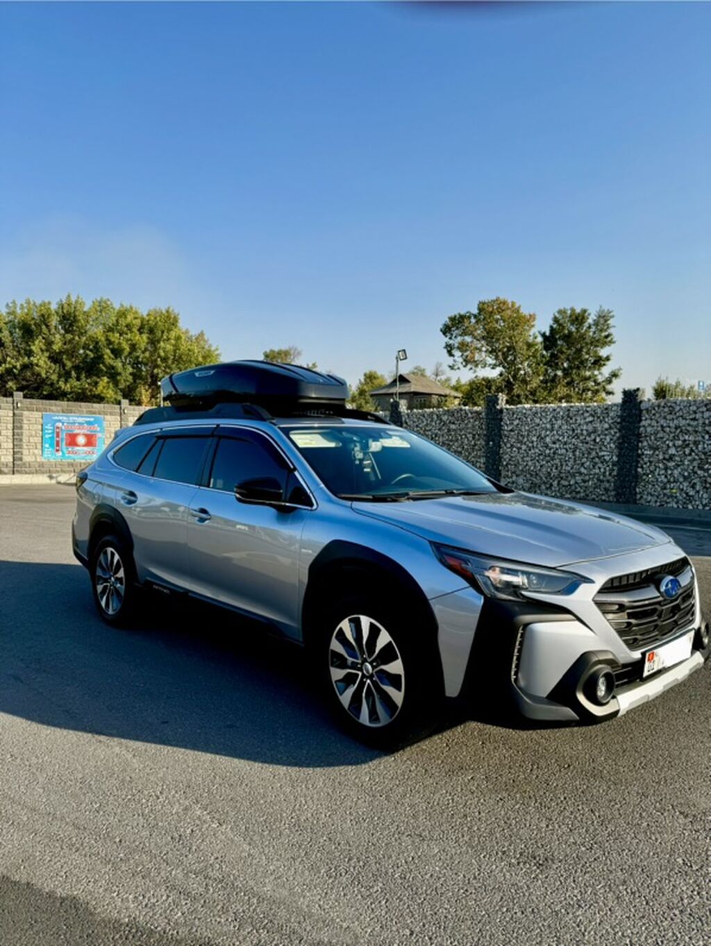 Subaru Outback: 2023 г., 2.5 л, Вариатор, Бензин, Универсал: фото 1