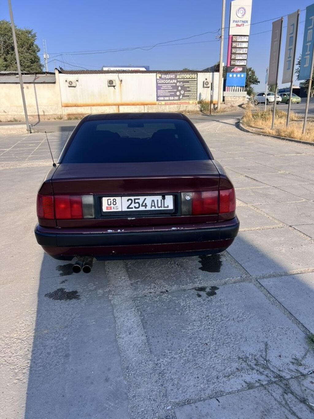 Audi 100: 1993 г., 2.8 л, Механика, Газ, Седан: фото 4