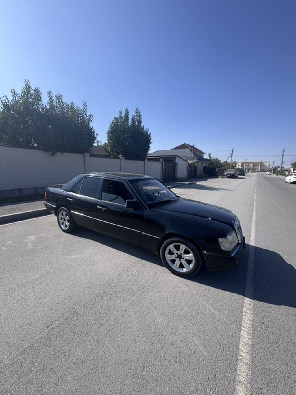Mercedes-Benz E-Class 1991 г., 2.3 л, механика, бензин: фото 4