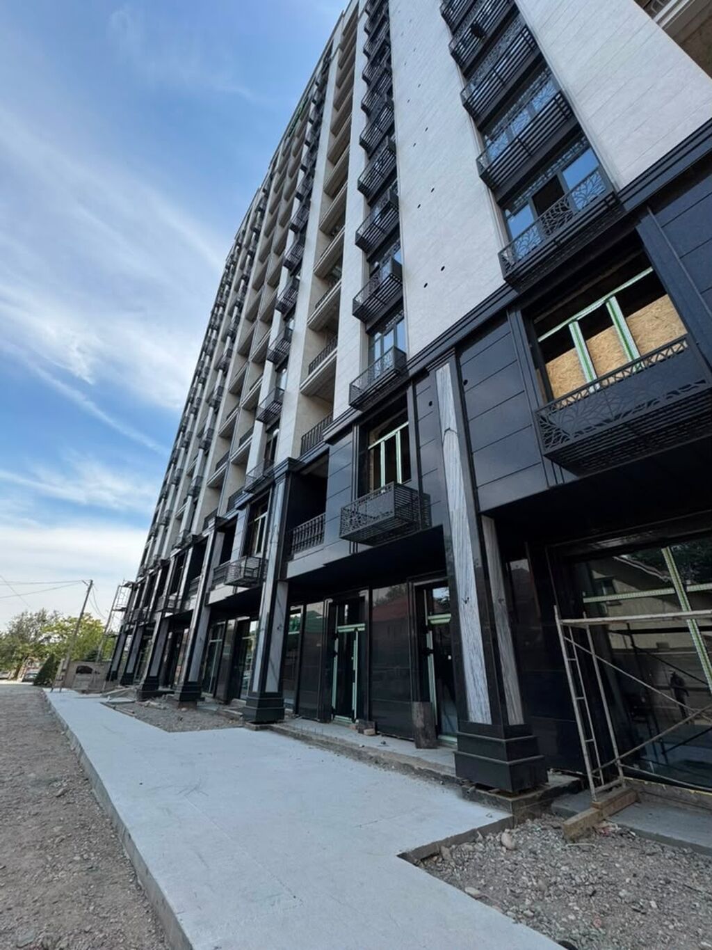 Сдан, Элитка, 1 комната, 62 м²: фото 2
