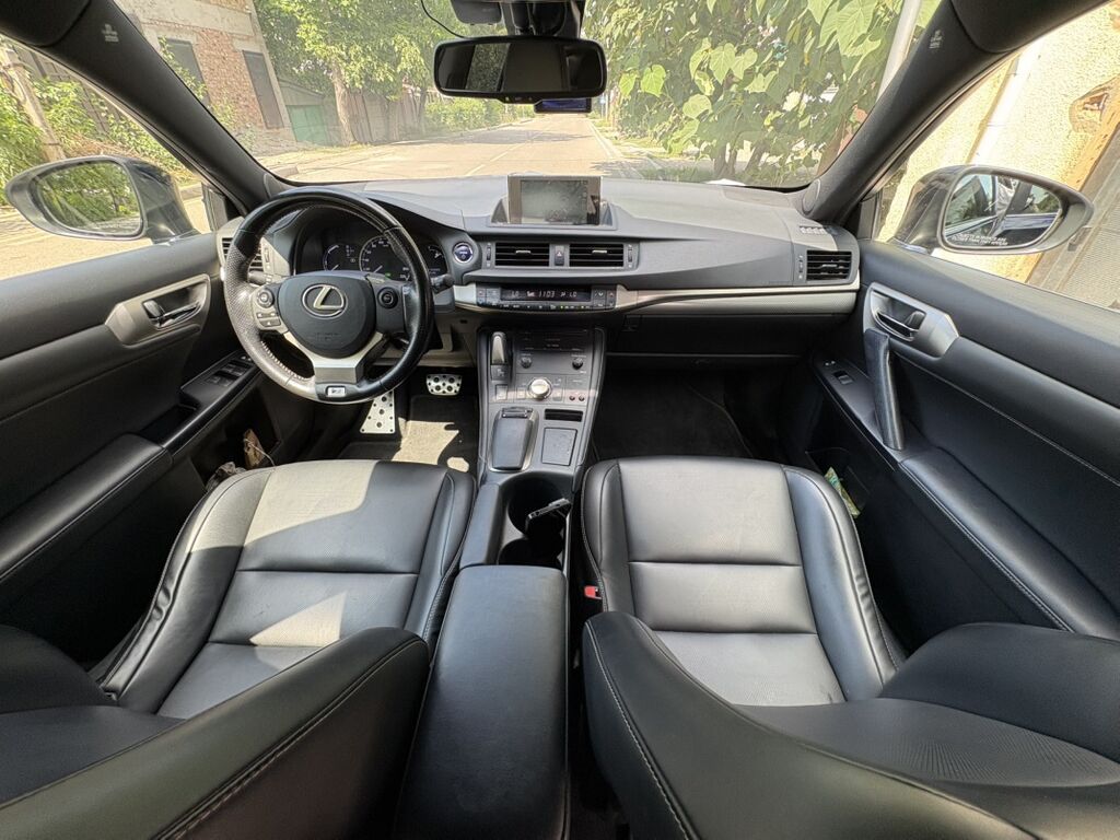 Lexus CT: 2017 г., 1.8 л, Вариатор, Гибрид, Хэтчбэк: фото 5
